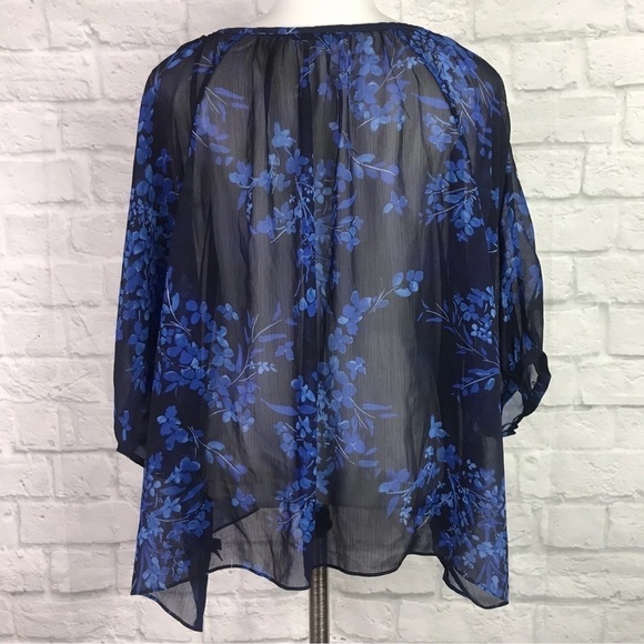 ❤️ 🆕 EXPRESS Blouse Floral Blue Sheer Dolman Sleeve Blue floral blouse XS - Picture 4 of 14